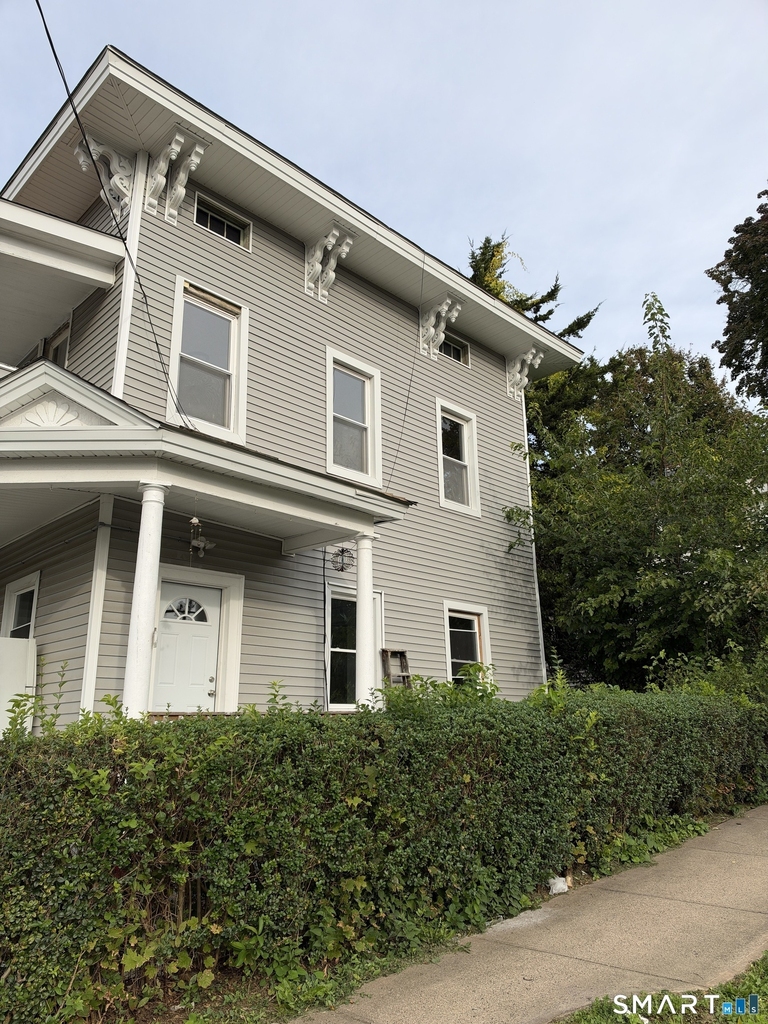 164 Curtis Street - Photo 0