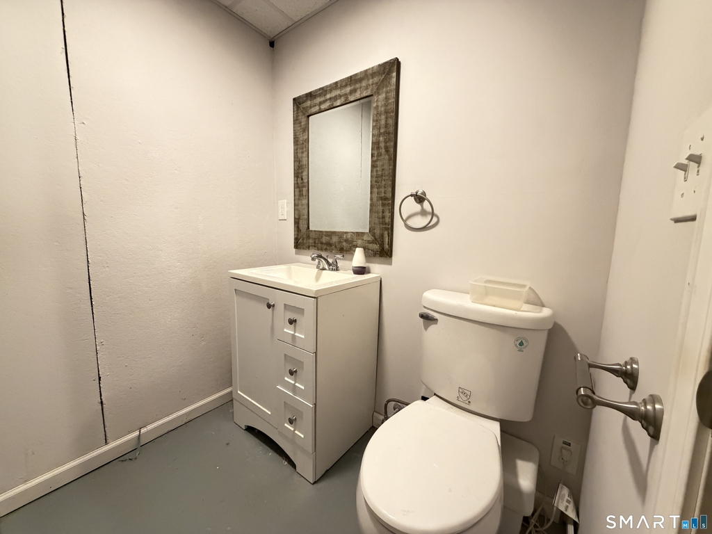 1644 Farmington Avenue - Photo 18