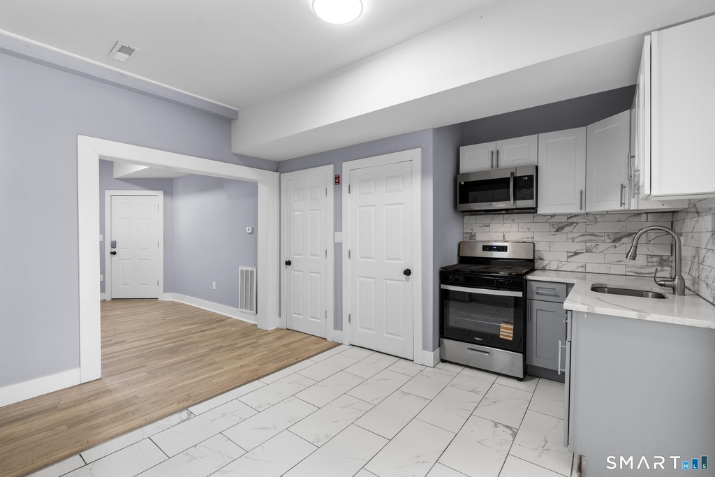 302 Exchange Street - Photo 9