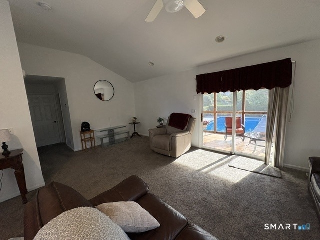 10 Tomahawk Lane - Photo 0