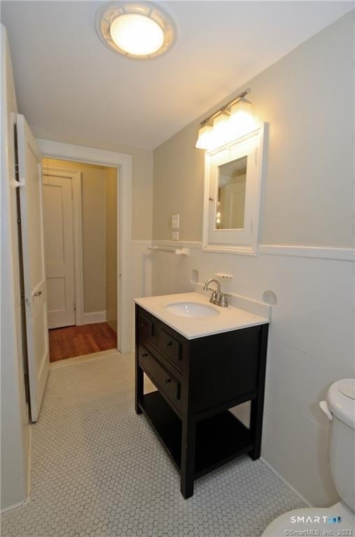 1093 Farmington Avenue - Photo 19