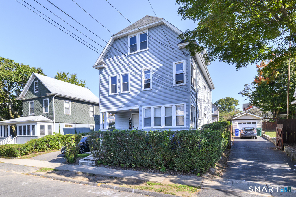 324 Bruce Avenue - Photo 0