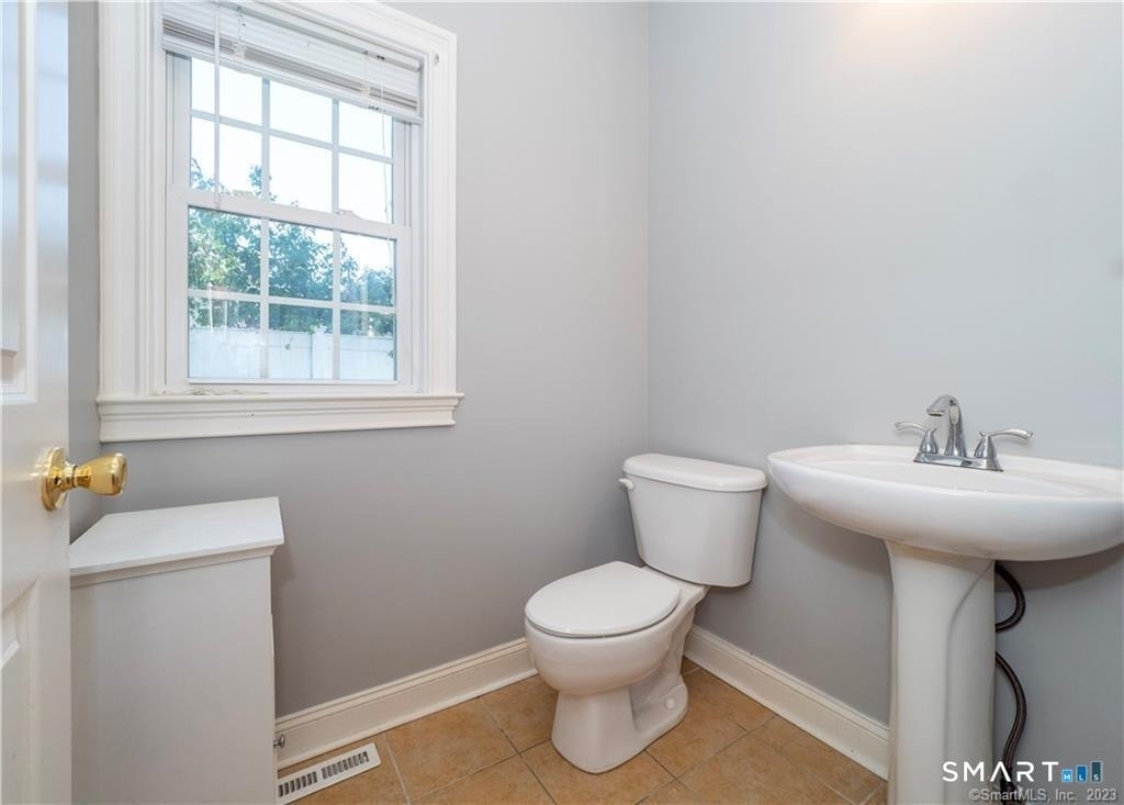 1023 Black Rock Turnpike - Photo 6