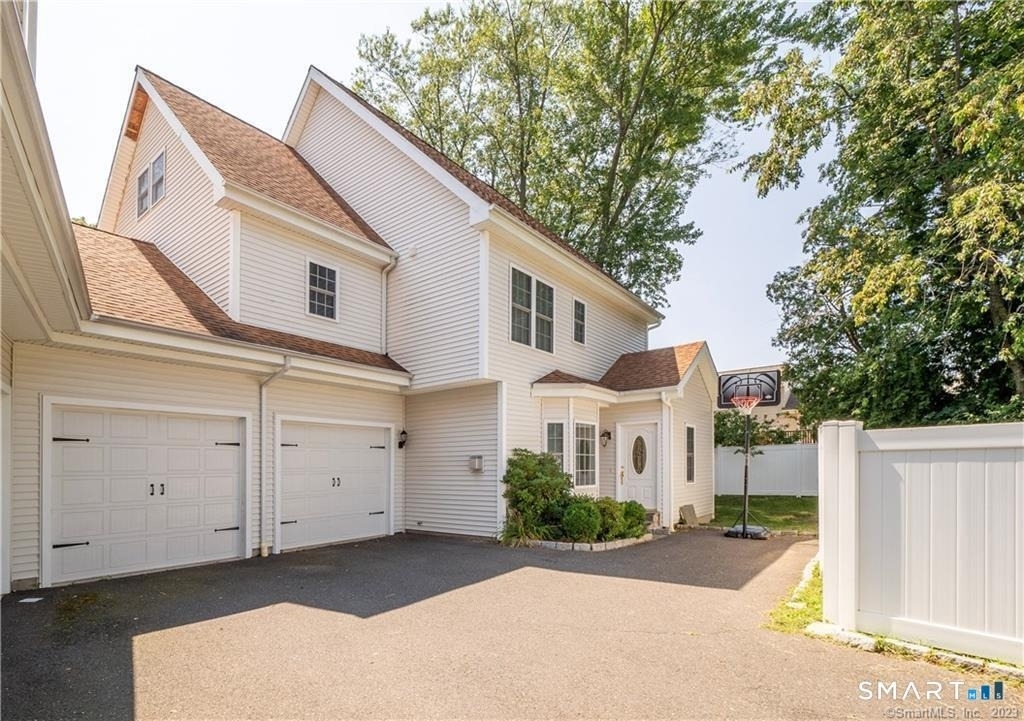 1023 Black Rock Turnpike - Photo 0