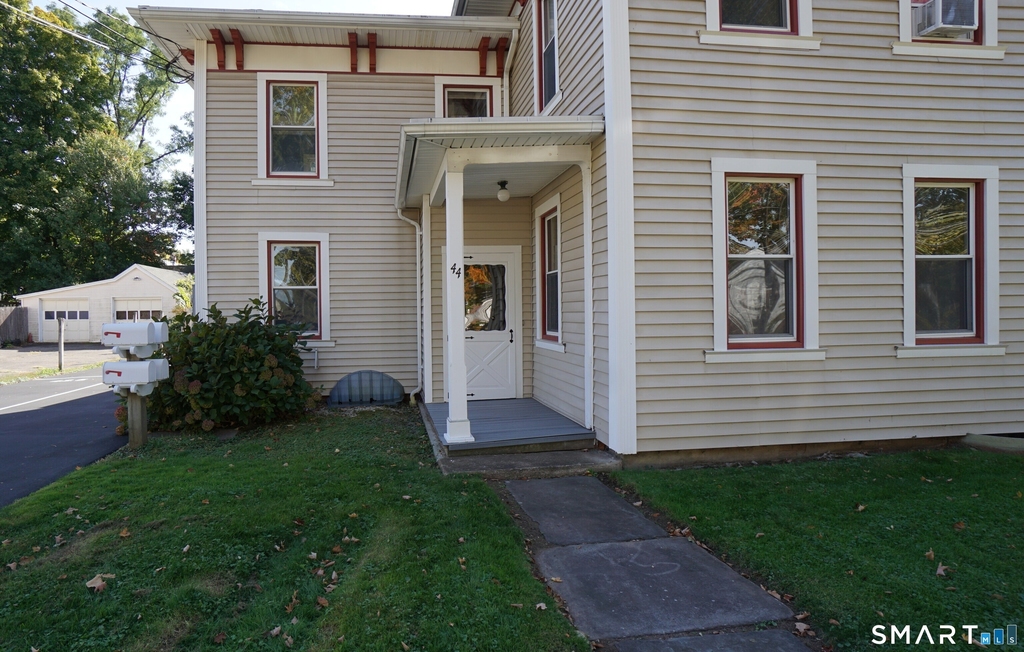 42 Woodbridge Street - Photo 1