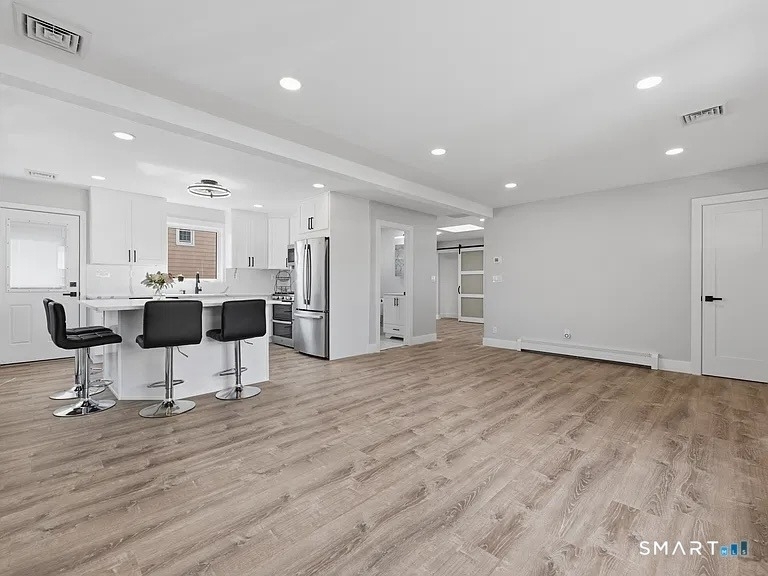 17 Hazel Street - Photo 2