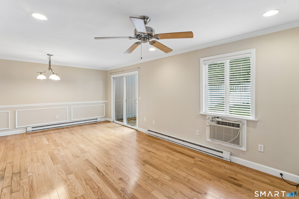 7 Cedarbrook Townhouse - Photo 4