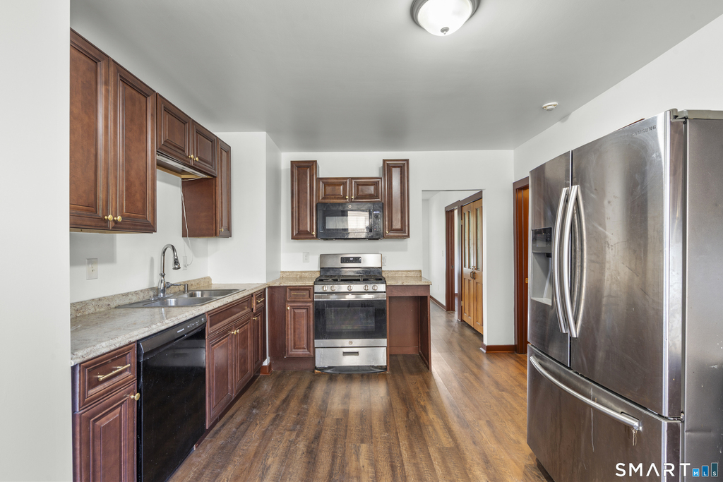 841 East Street - Photo 0