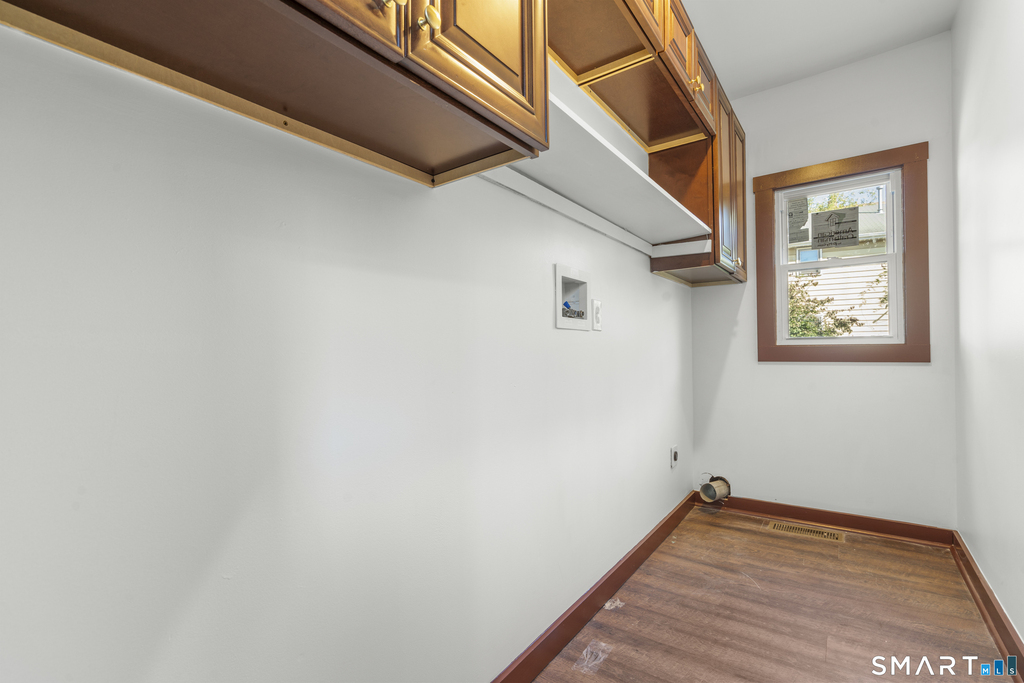 841 East Street - Photo 3