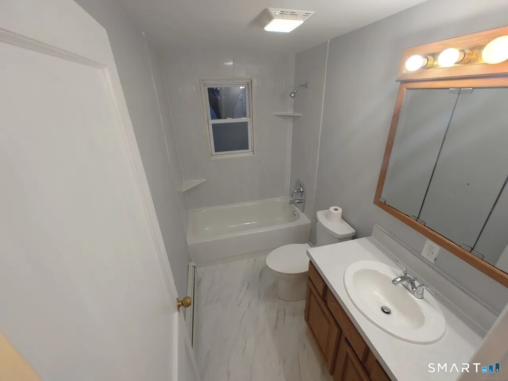 54 Greenwood Drive - Photo 3