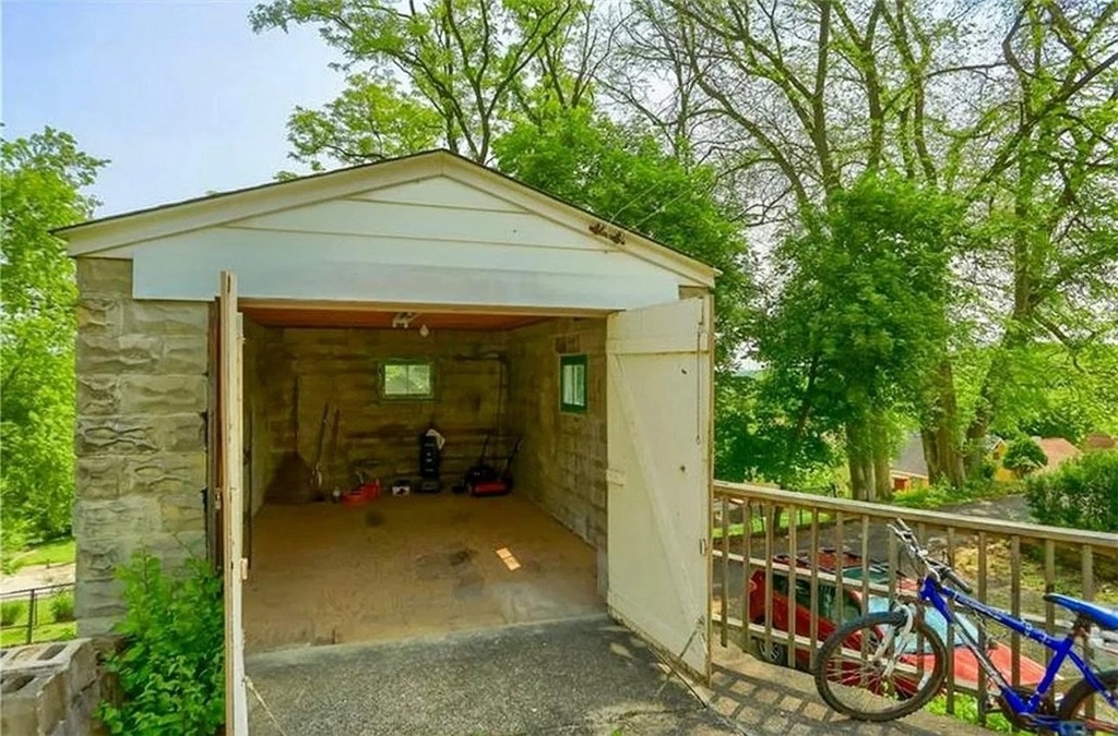 118 Brightwood Ave - Photo 3