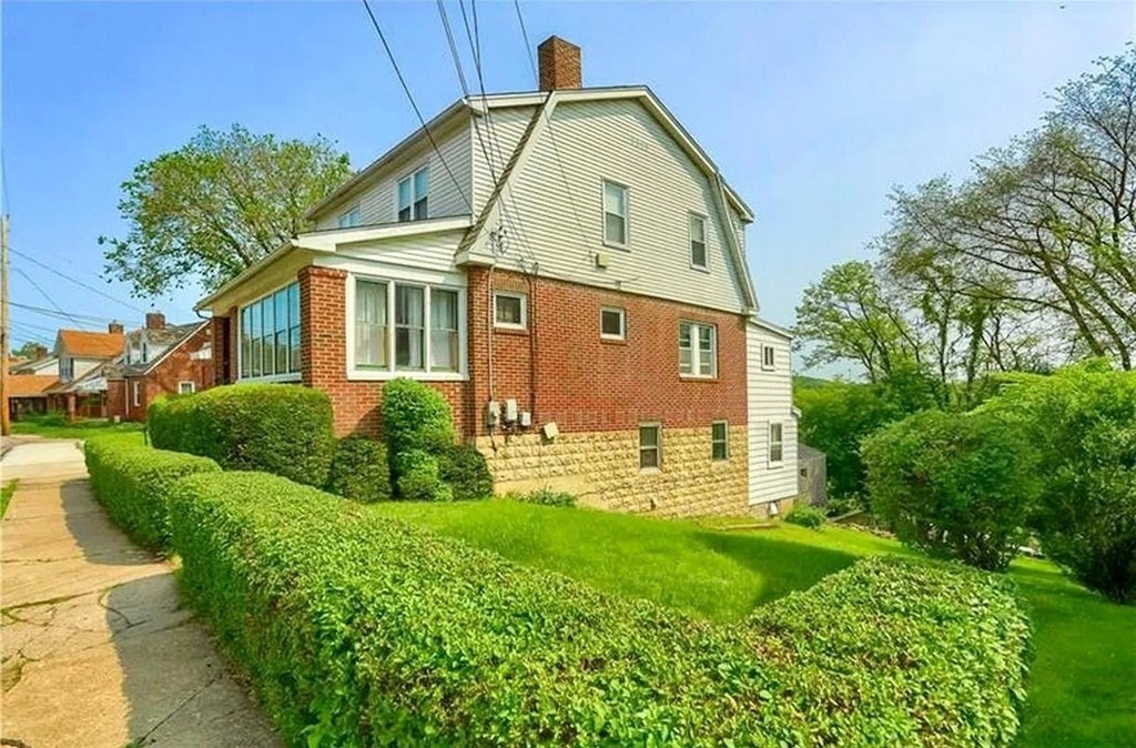 118 Brightwood Ave - Photo 2