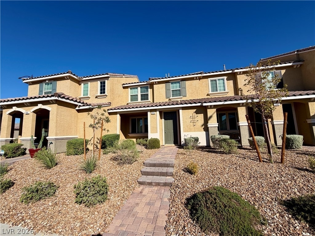 3179 Brynley Avenue - Photo 0