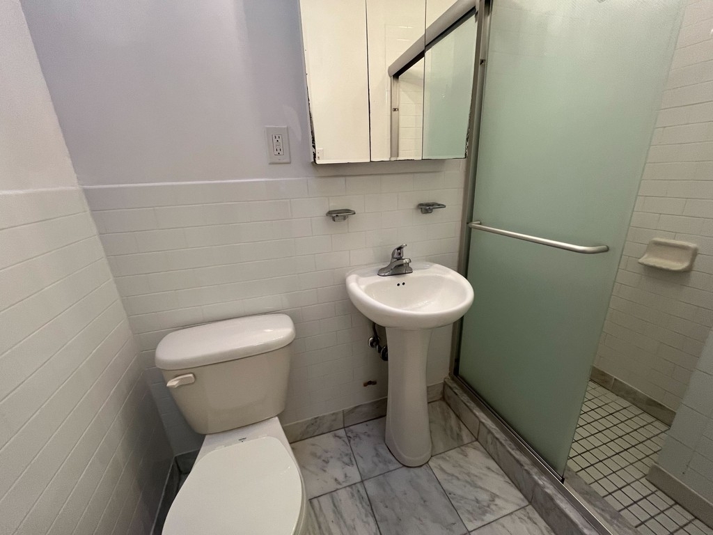 Studio in Upper East Side - Photo 3