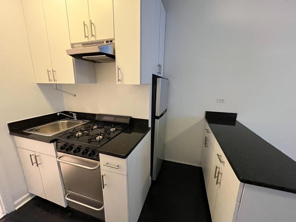 Studio in Upper East Side - Photo 2