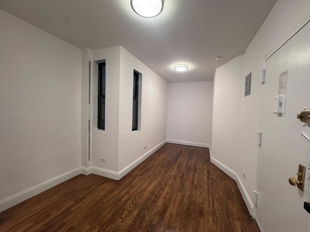 1 Bedroom in Upper East Side - Photo 1
