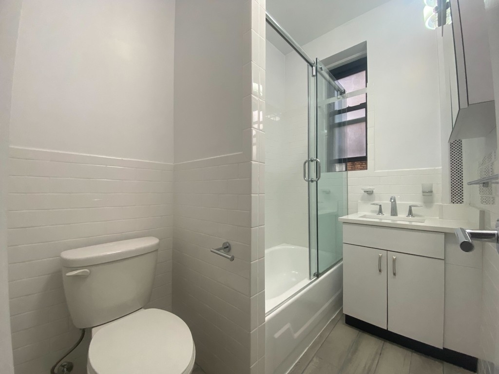 1 Bedroom in Greenwich Village - Photo 5