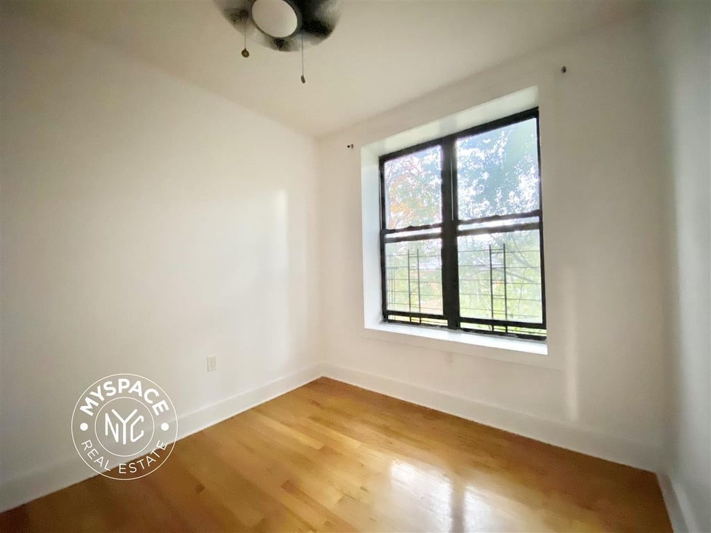 930 Dekalb Avenue - Photo 5