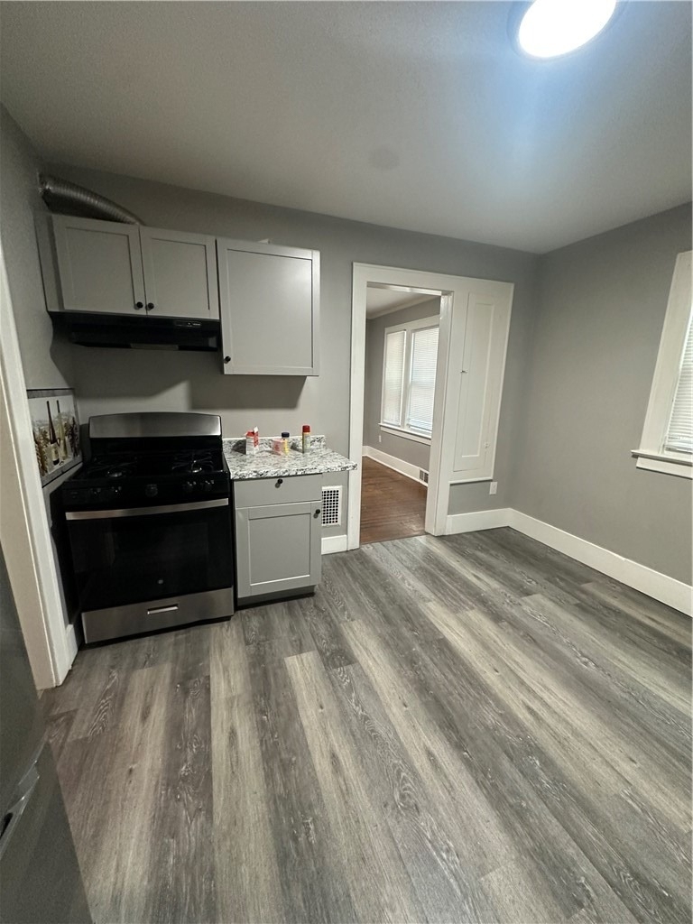 839 Norton Street - Photo 10