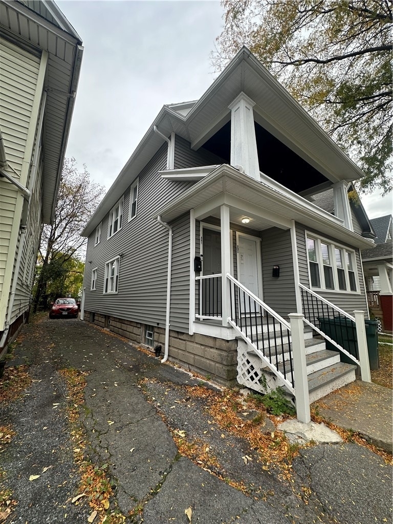 839 Norton Street - Photo 1