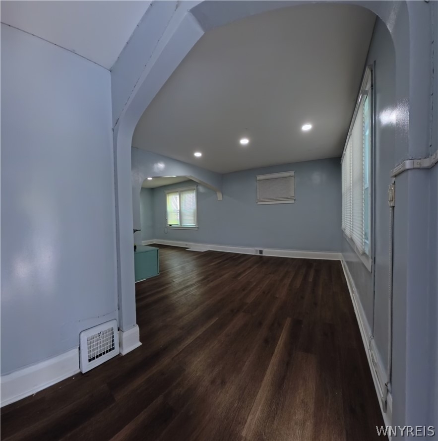 198 Roslyn Street - Photo 3