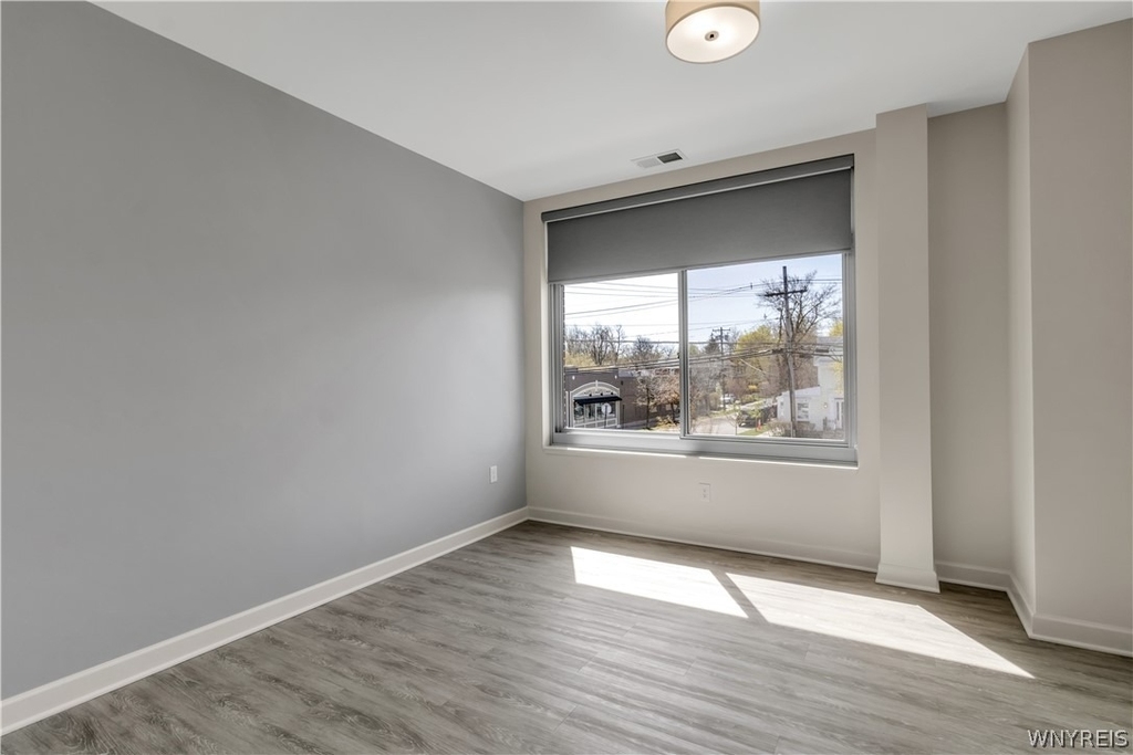 5712 Main Street - Photo 14