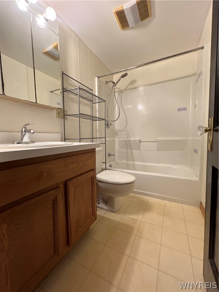 285 Hartwell Road - Photo 3