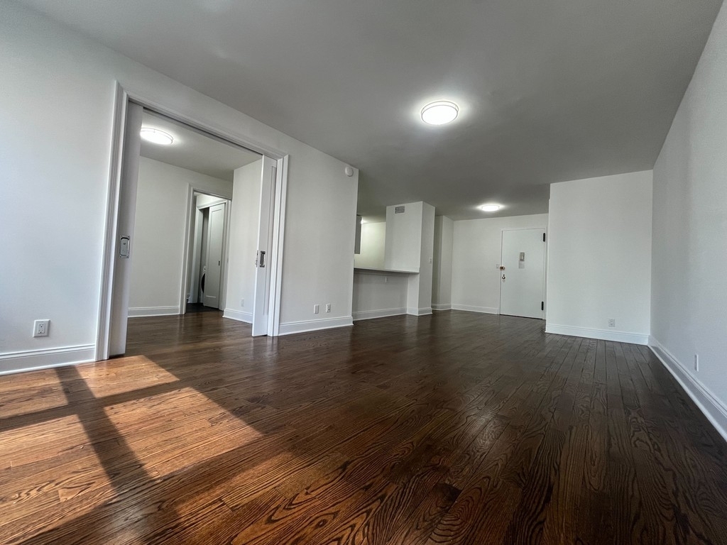 Convertible 3 Bedroom in Upper East Side - Photo 1