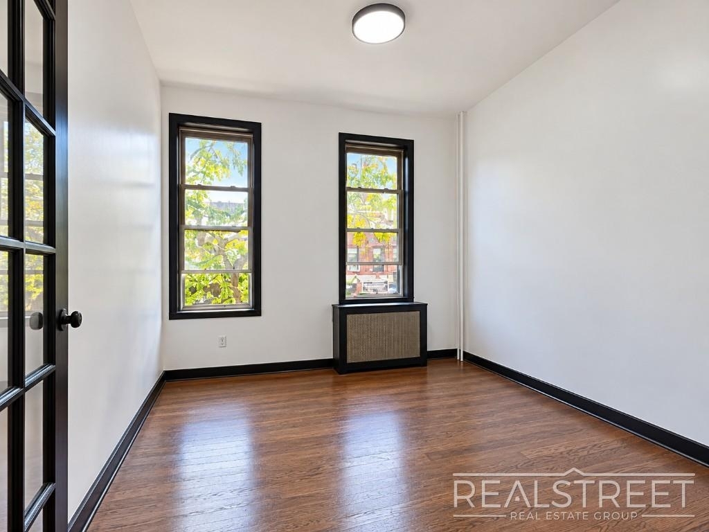 169 Irving Avenue - Photo 13