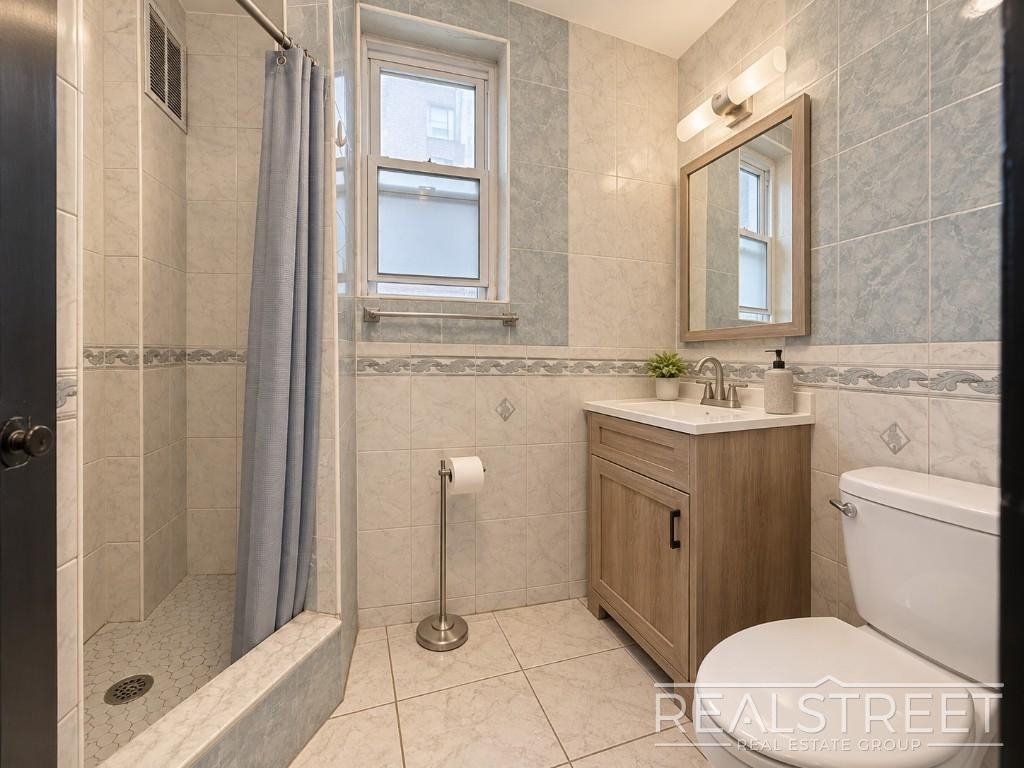 169 Irving Avenue - Photo 14