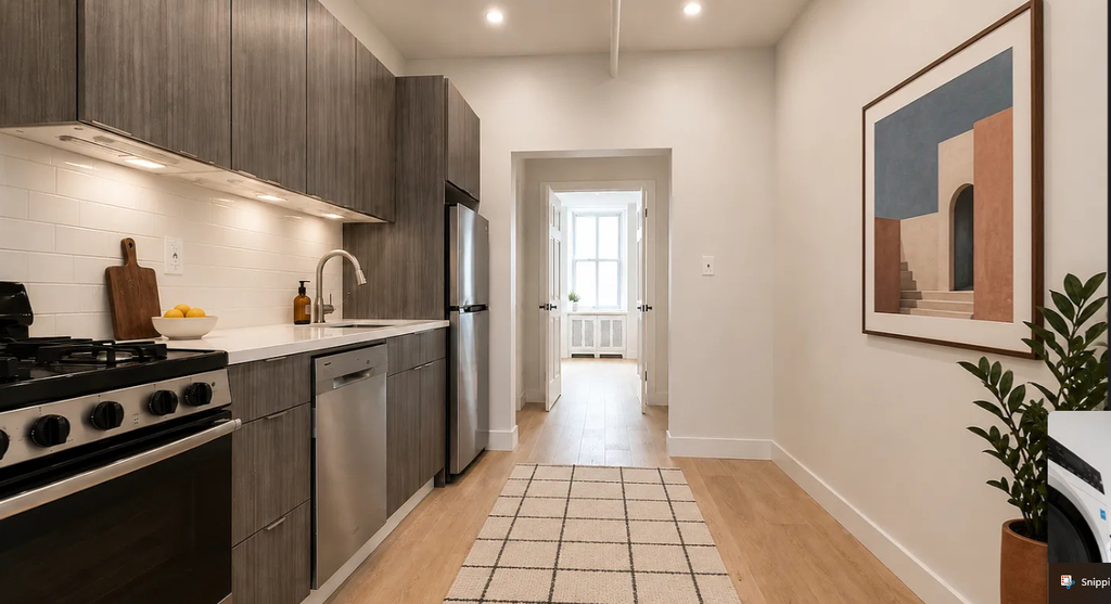1608 Lexington Avenue - Photo 3