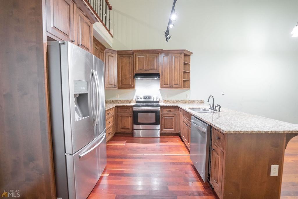 315 North Main Street - Photo 4