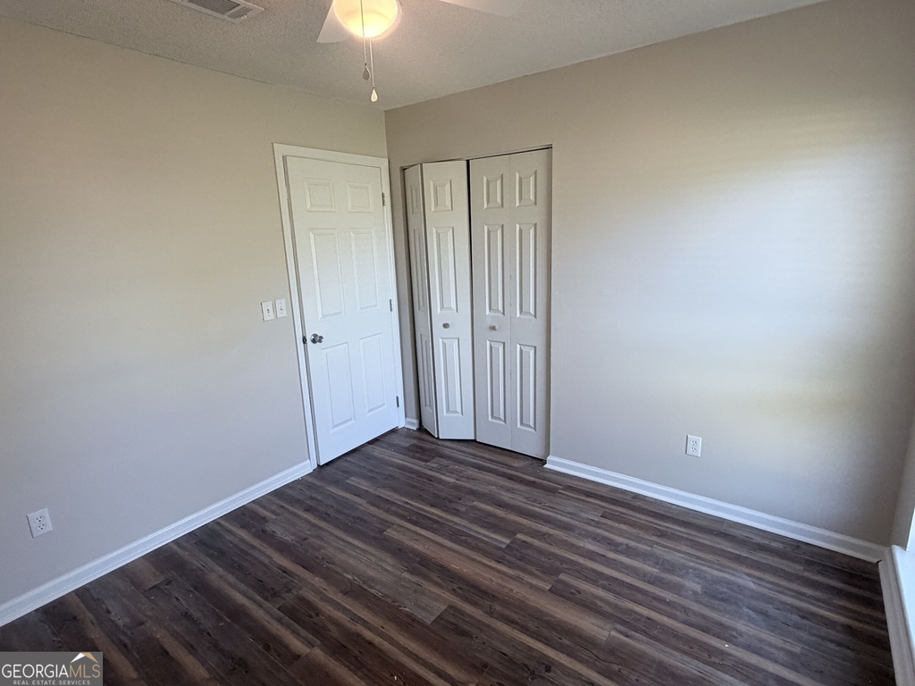 308 Lakeview Drive - Photo 7