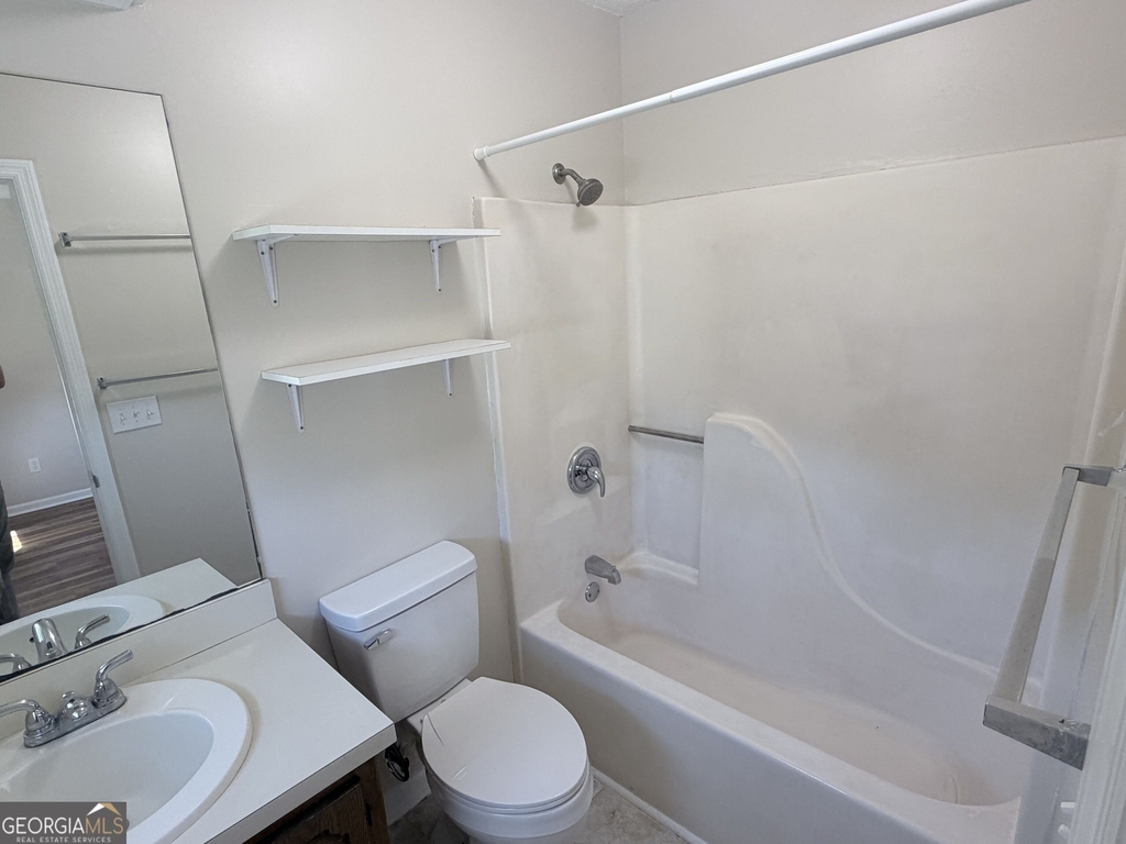 308 Lakeview Drive - Photo 12