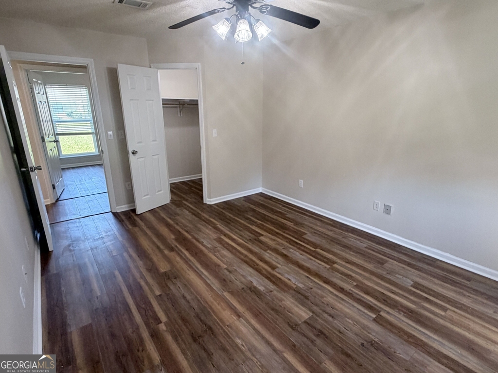 308 Lakeview Drive - Photo 10