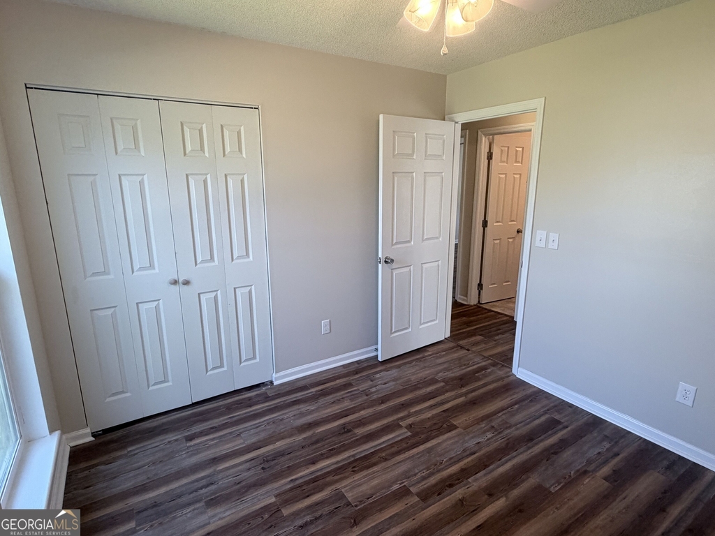 308 Lakeview Drive - Photo 5