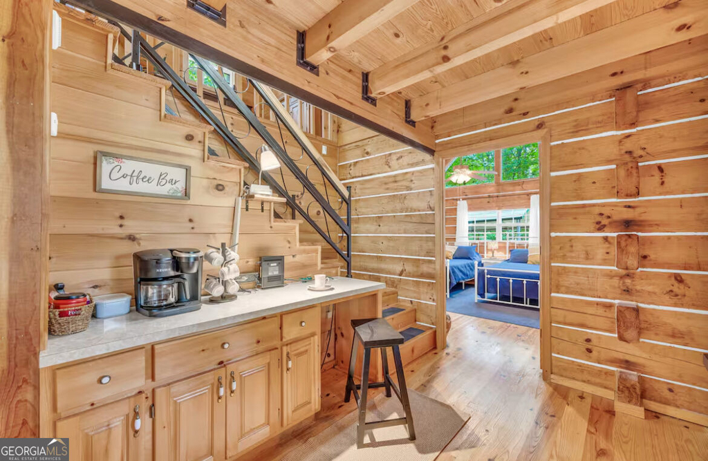 244 Skyline Way - Photo 2