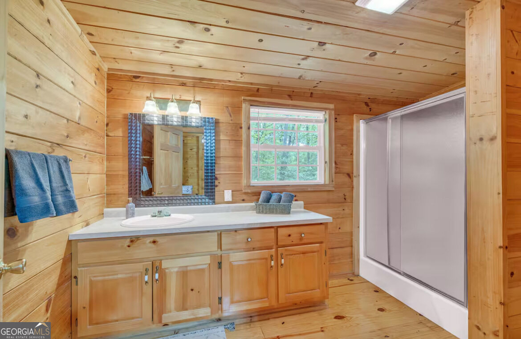244 Skyline Way - Photo 18