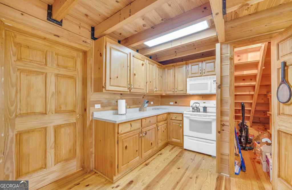 244 Skyline Way - Photo 40