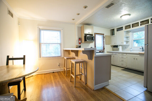 3323 Victoria Street - Photo 7