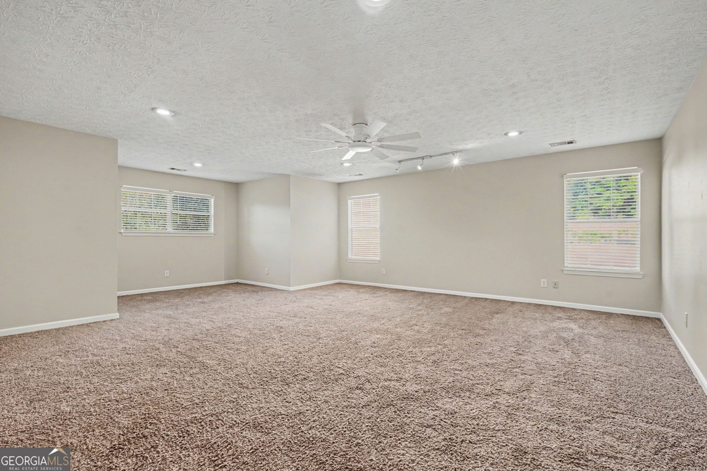 3015 Gallery Walk - Photo 16