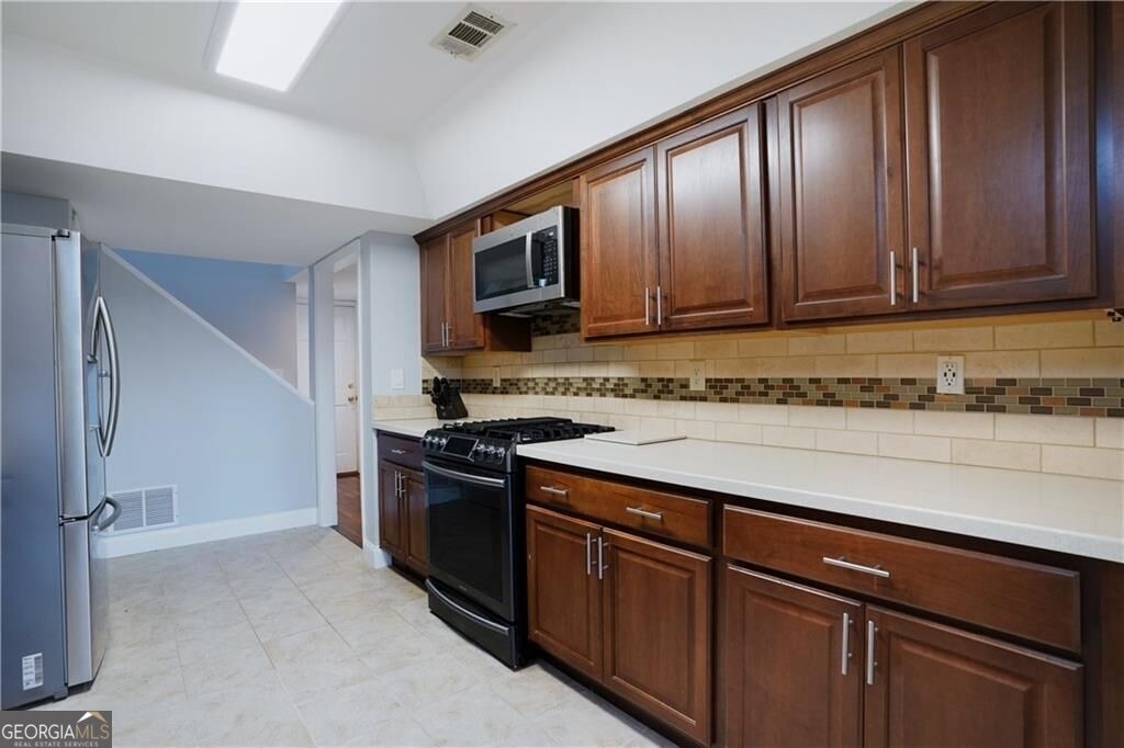2890 Woodruff Drive Se - Photo 7