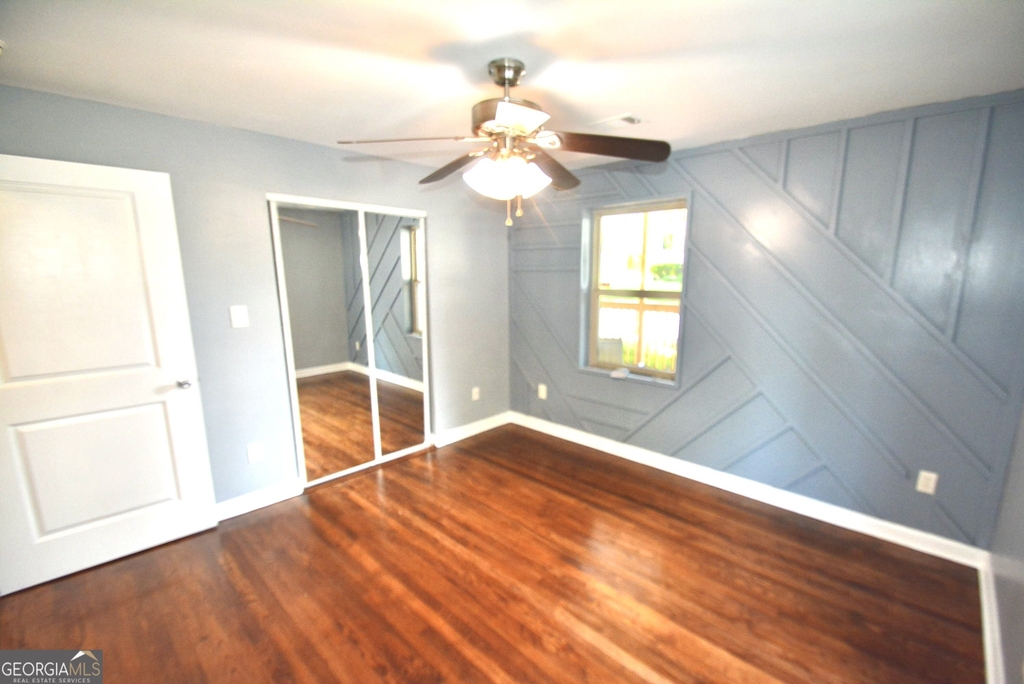 1385 Elizabeth Lane - Photo 10