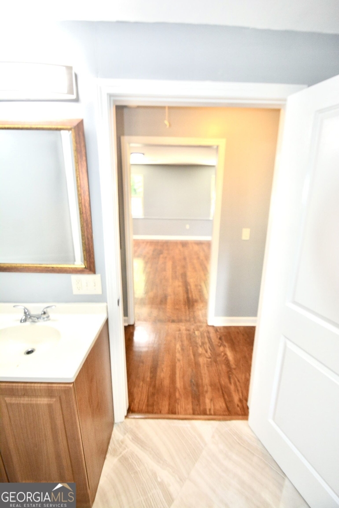 1385 Elizabeth Lane - Photo 28