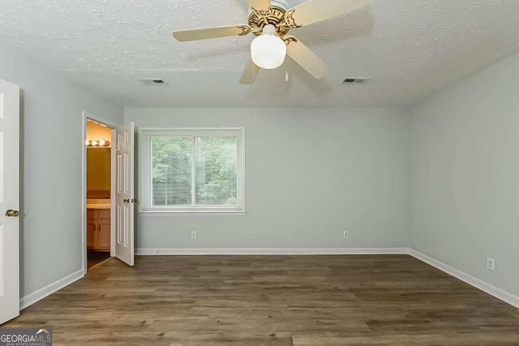 141 Mcelroy Road - Photo 10
