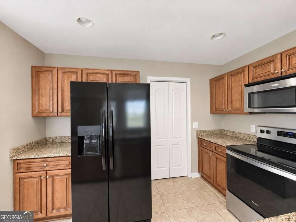 313 Gary Circle - Photo 14