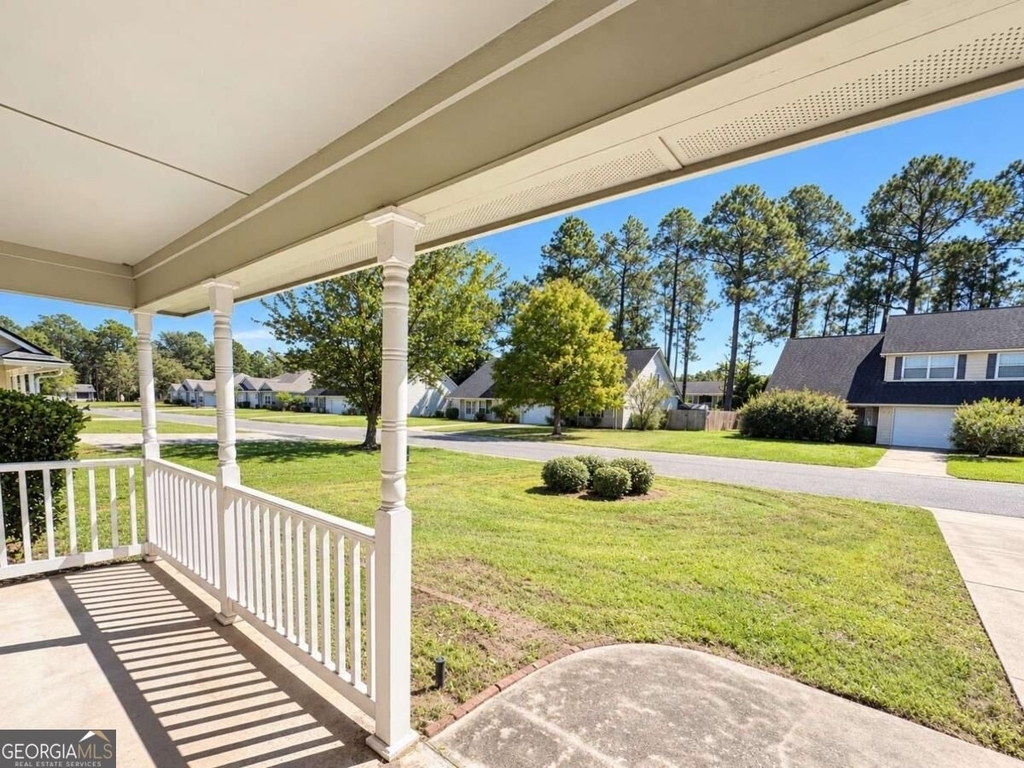313 Gary Circle - Photo 3