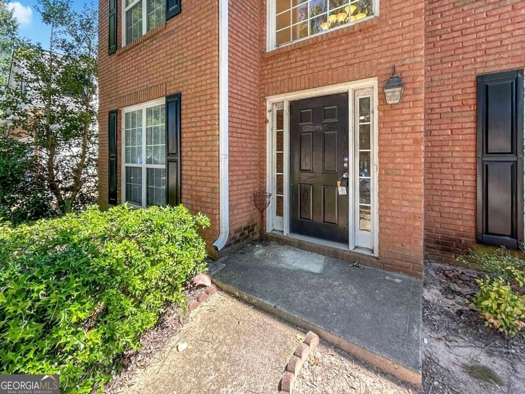 6090 Farmwood Way Se - Photo 1