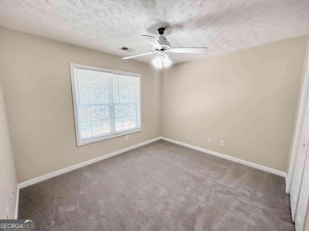 6090 Farmwood Way Se - Photo 25