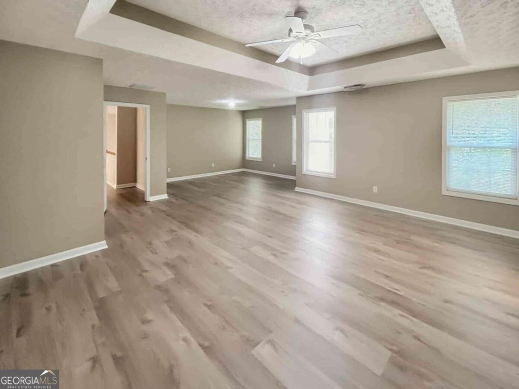 6090 Farmwood Way Se - Photo 16